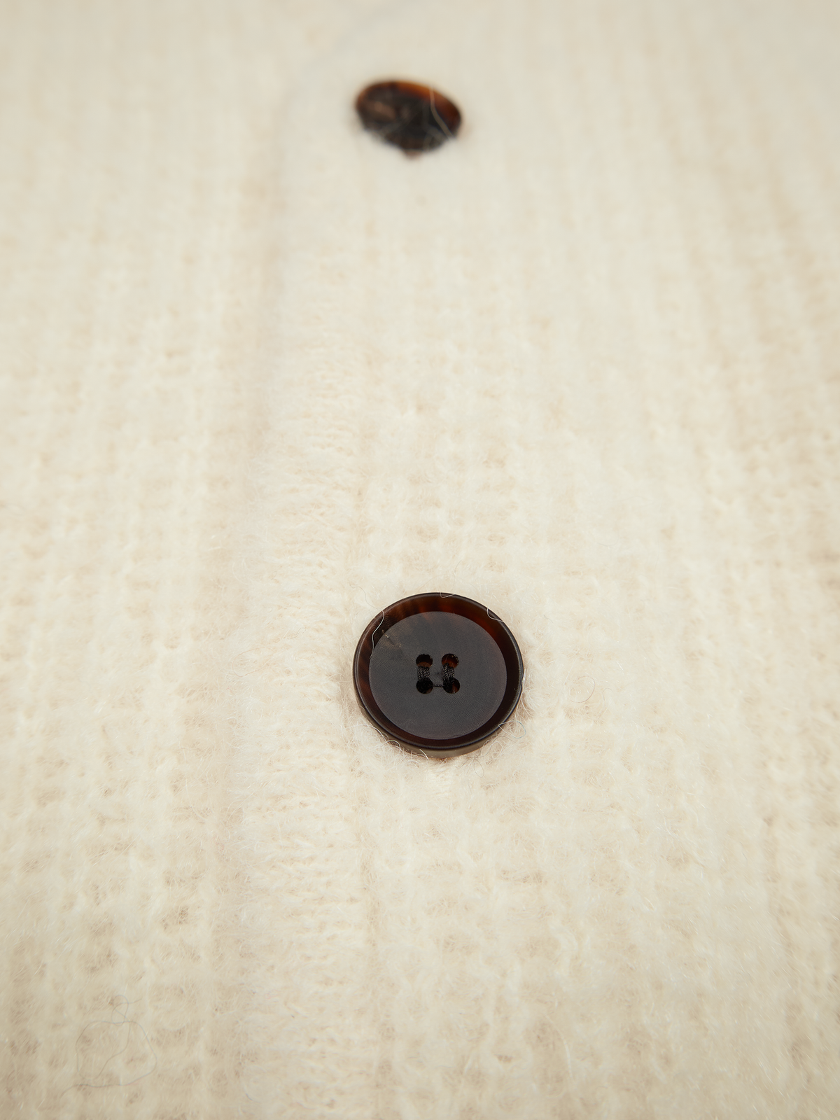 ALPACA/WOOL V-NECK CARDIGAN｜WHITE