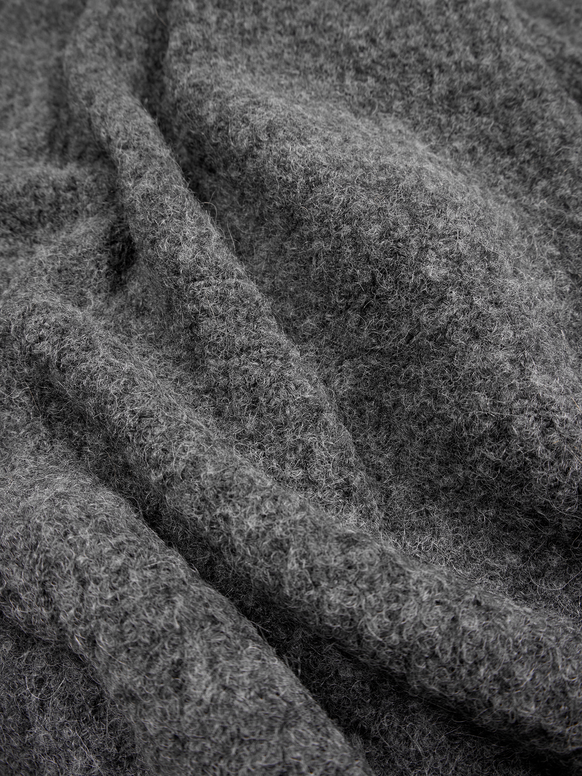 ALPACA/WOOL V-NECK CARDIGAN｜CHARCOAL