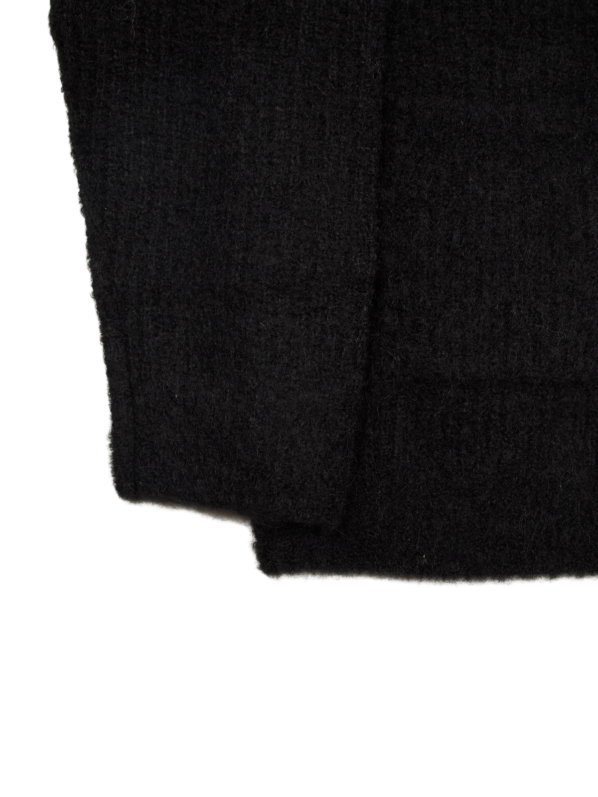 ALPACA/WOOL V-NECK CARDIGAN｜BLACK