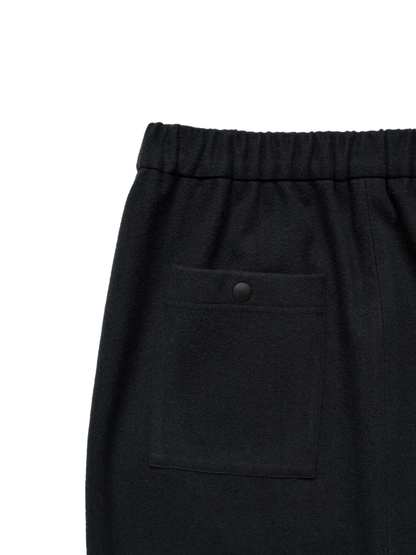 Super180’s WOOL FLEECE SKIRT｜INK BLACK