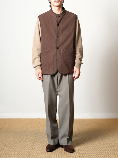 Model 175cm size L color BROWN着用