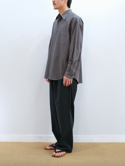 Model 175cm size M color GRAY 着用