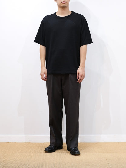 Model 170cm size M color DARK BROWN着用