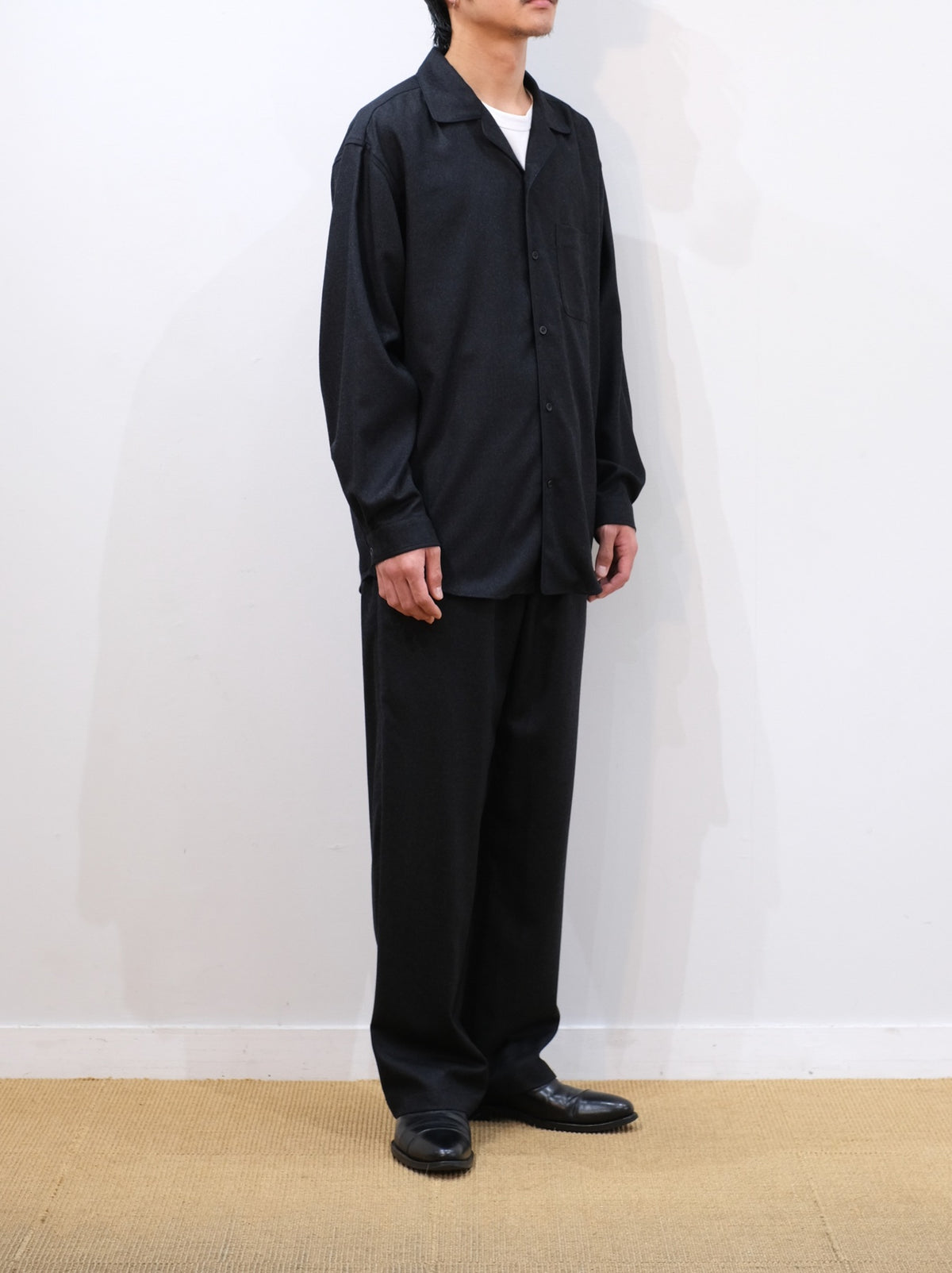 Model 175cm size M color TOP BLACK着用