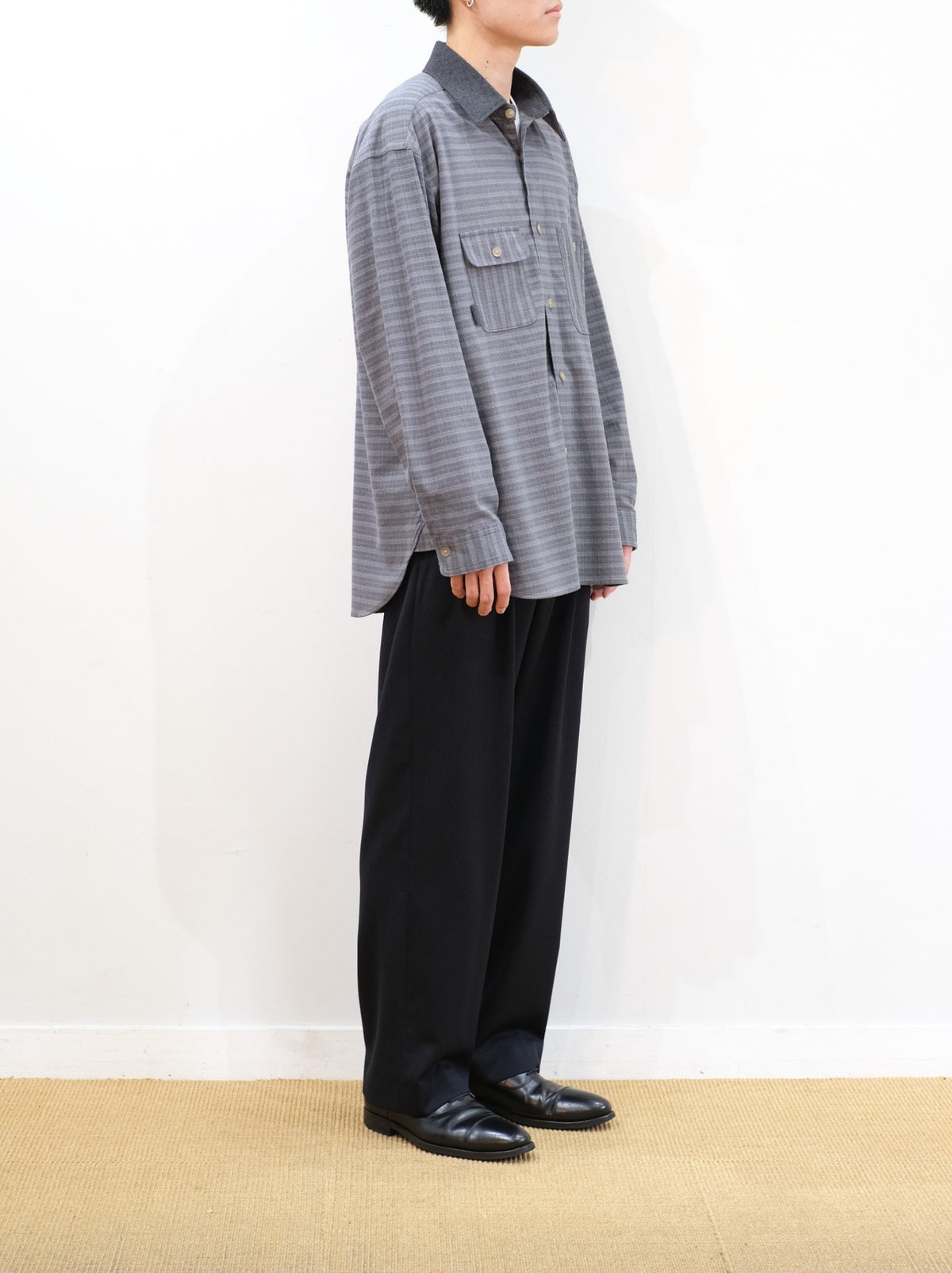 Model 176cm size M color TOP D.NAVY着用