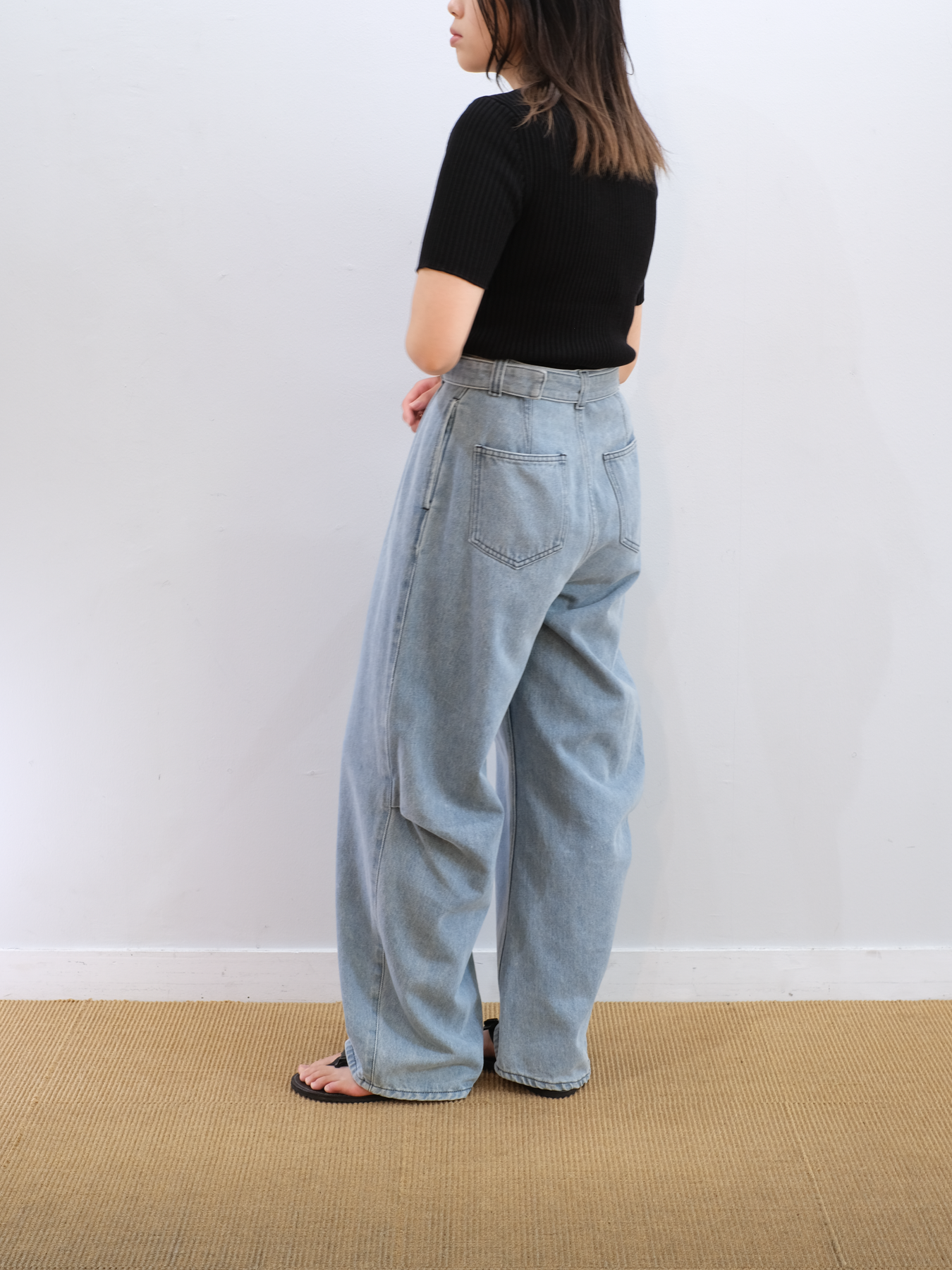 Model 159cm size M color LIGHT BLUE 着用