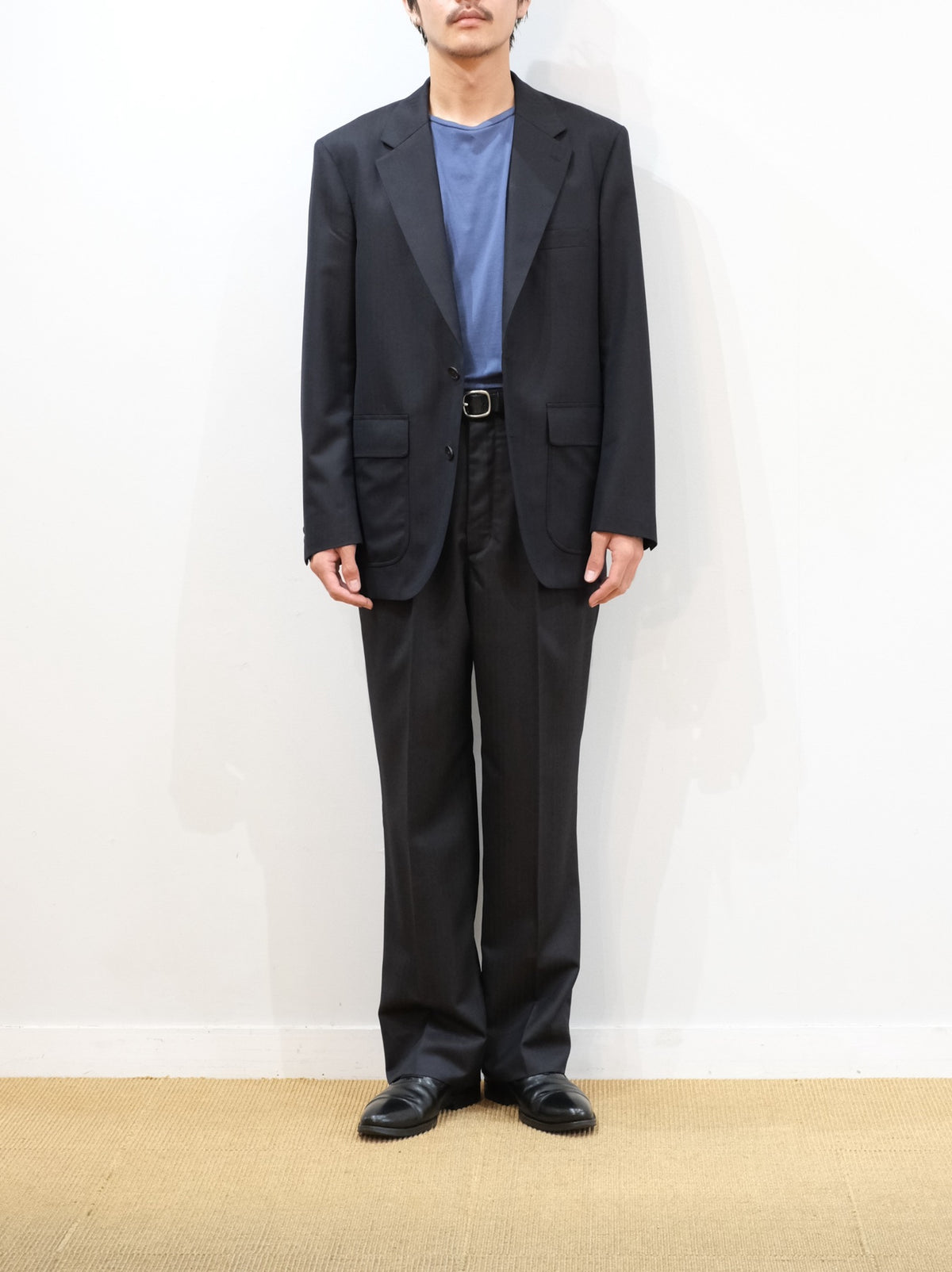 Model 175cm size M color BLACK BROWN着用