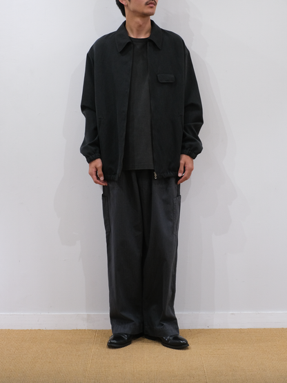 Model 175cm size L color BLACK着用