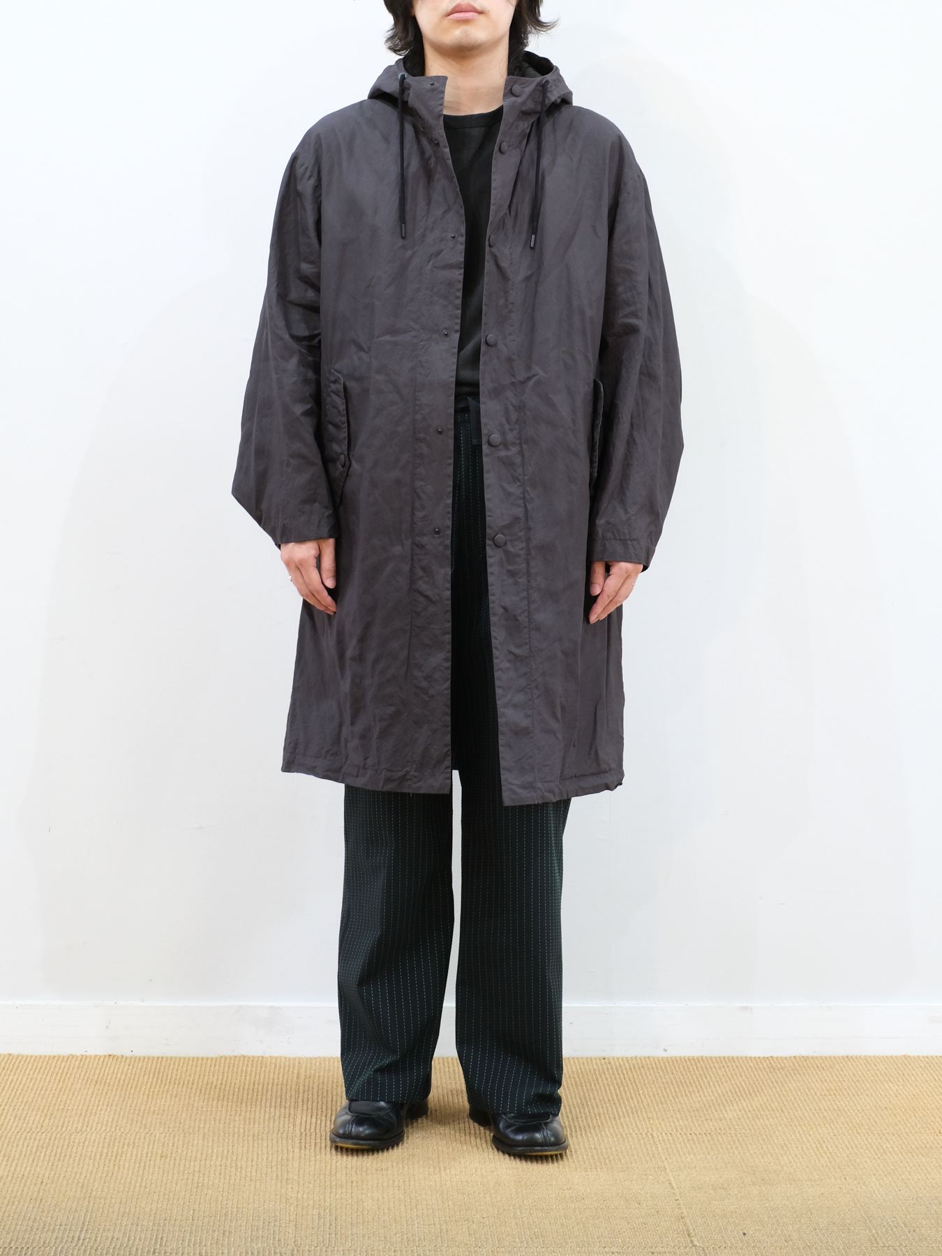 Model 170cm size S color CHARCOAL着用
