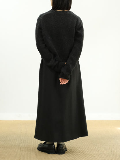 Model 159cm size M color CHARCOAL着用