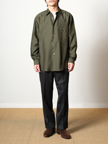Model 175cm size M color KHAKI着用