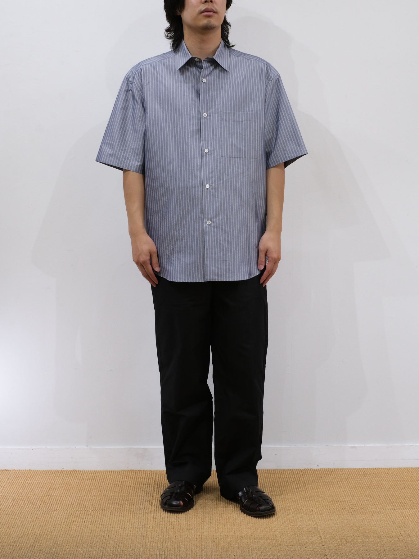 Model 170cm size S color BLUE着用