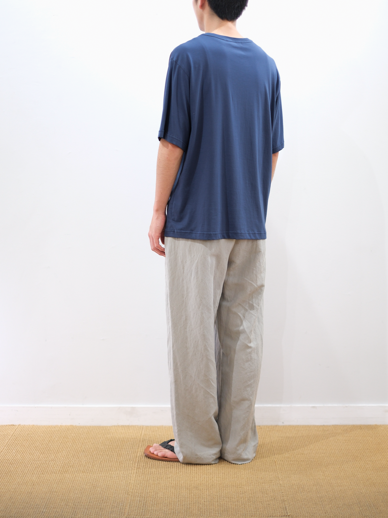 Model 175cm size S color PRUSSIAN NAVY着用