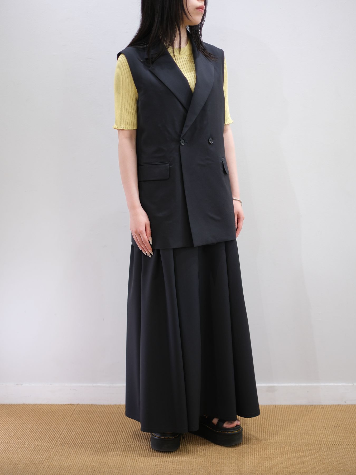 Model 160cm size S color DARK NAVY着用