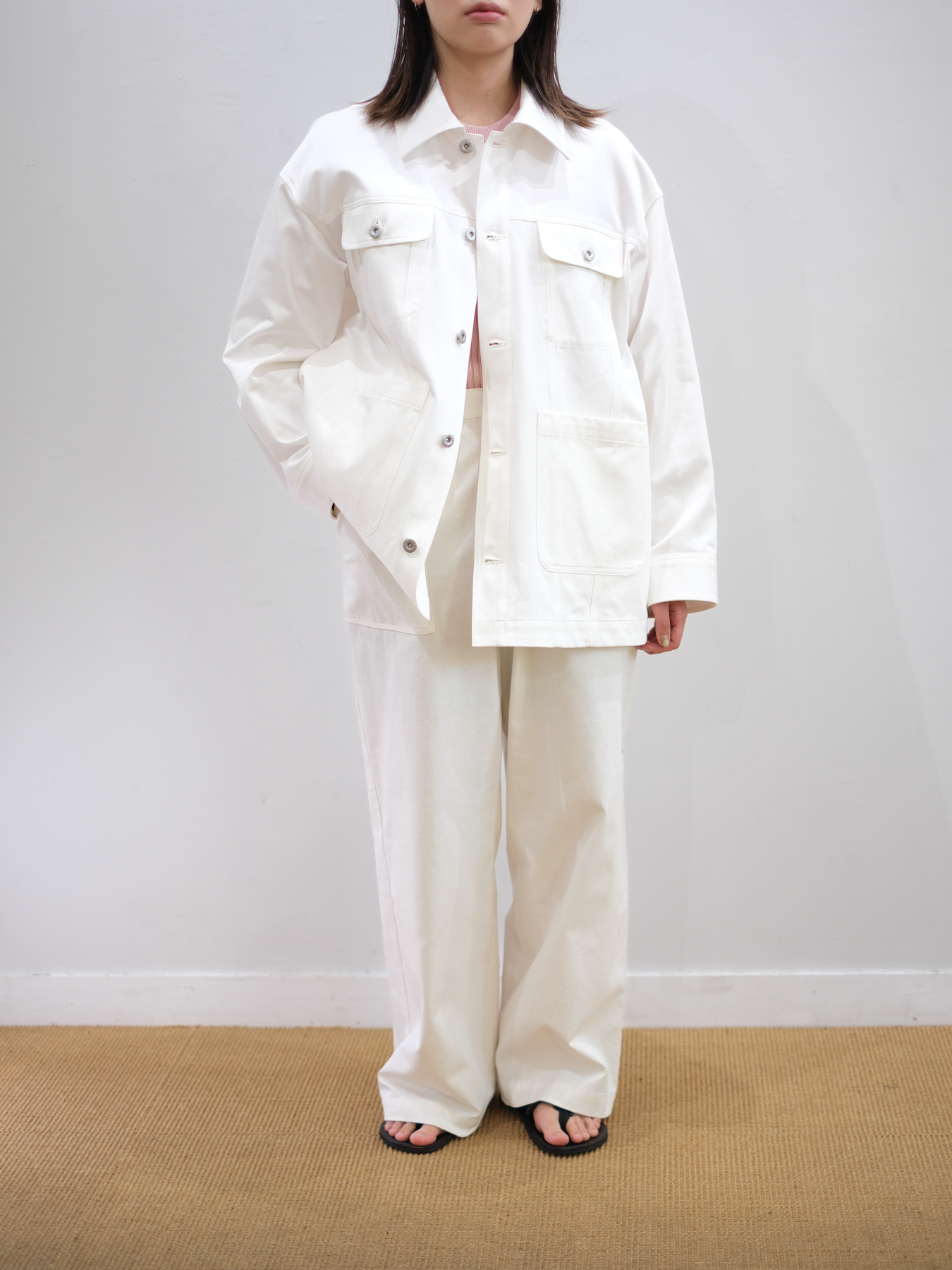 Model 159cm size S color ECRU着用