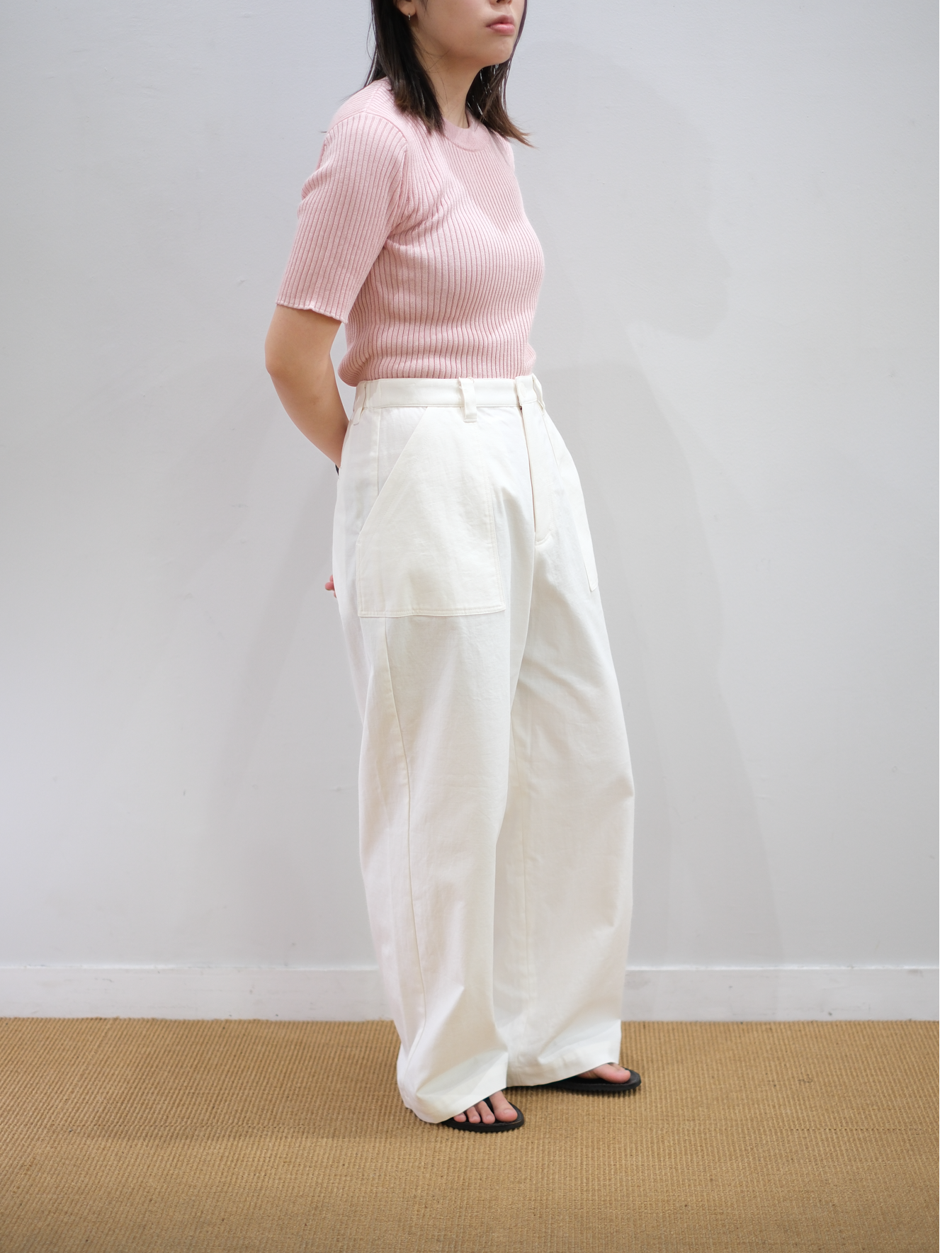 Model 159cm size S color ECRU着用