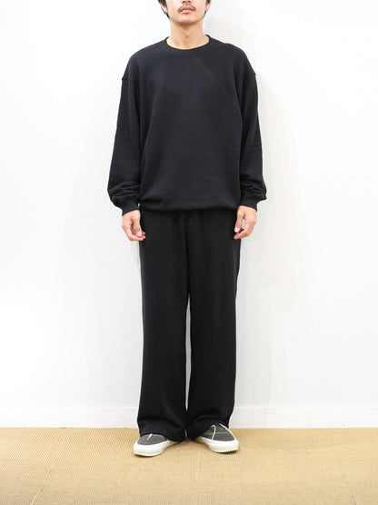 Model 175cm size L color BLACK着用