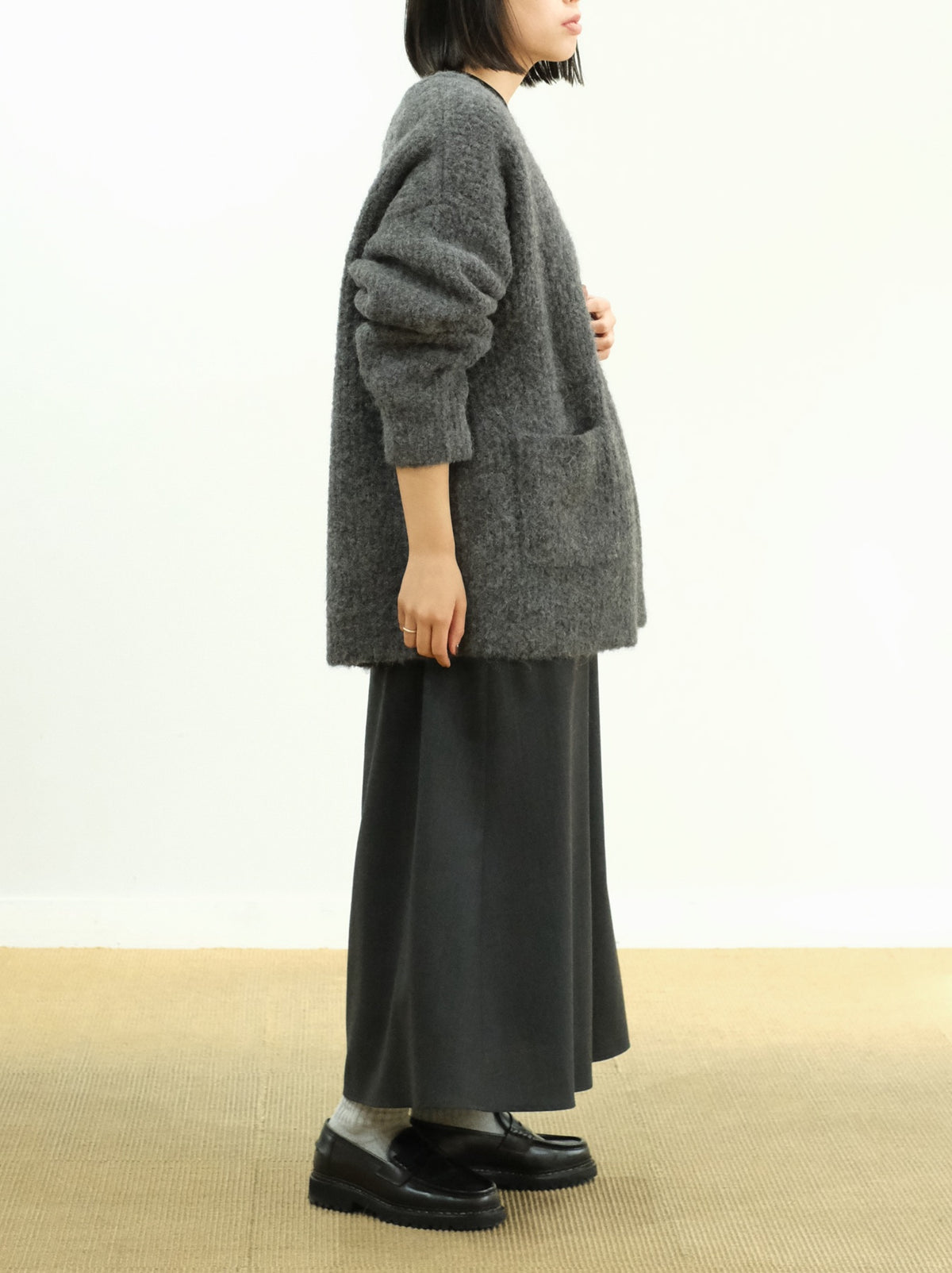 Model 159cm size M color CHARCOAL着用