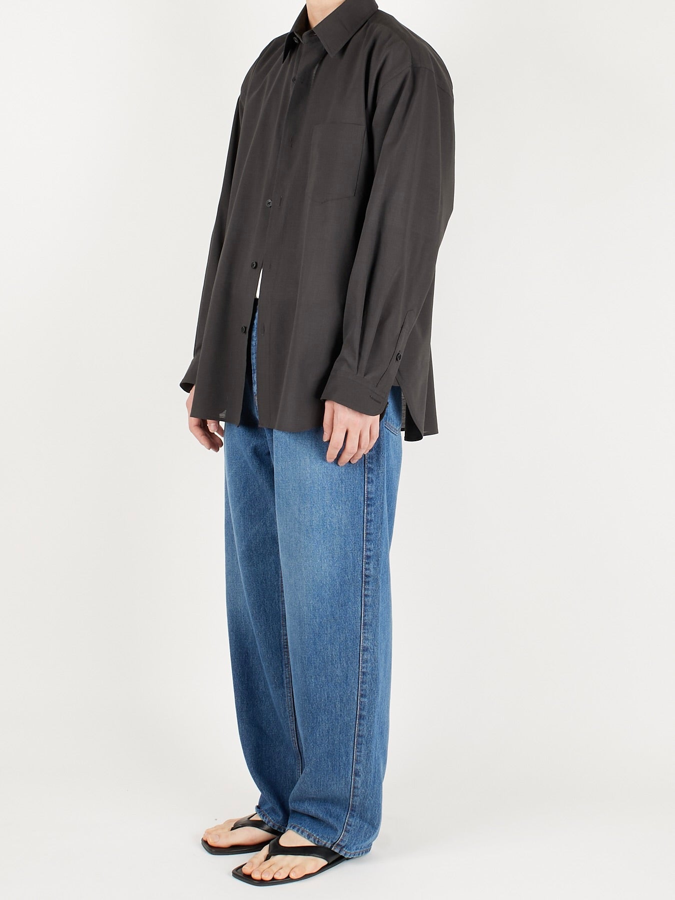 Model 176cm/62kg size M color BLACK着用