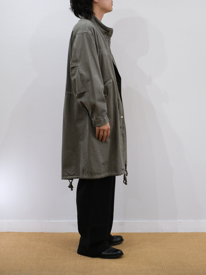Model 170cm size S color GRAY 着用