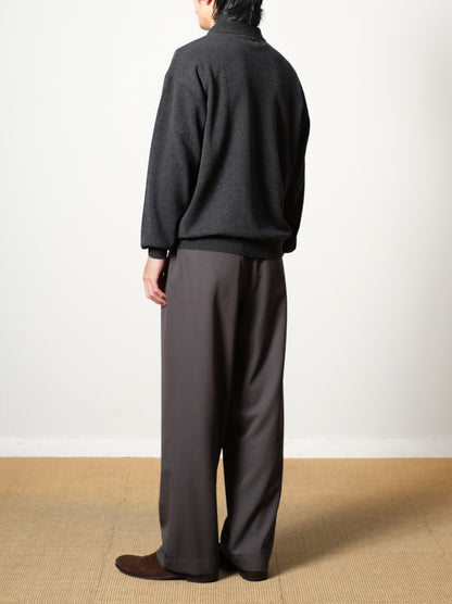 Model 175cm size L color AGED GRAY着用