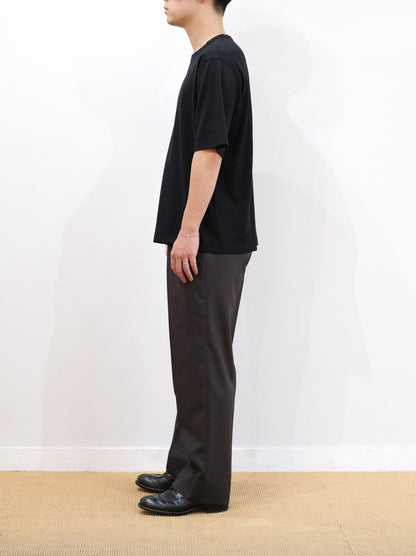 Model 170cm size M color DARK BROWN着用