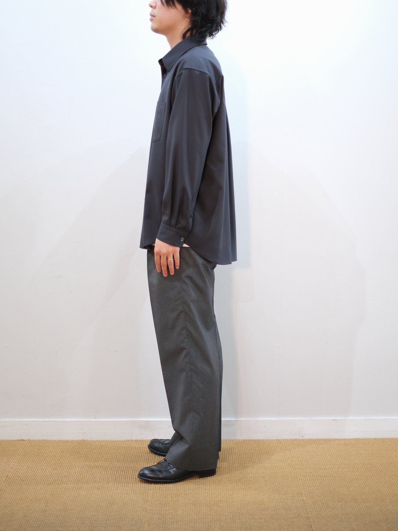 Model 170cm size S color M.GRAY 着用