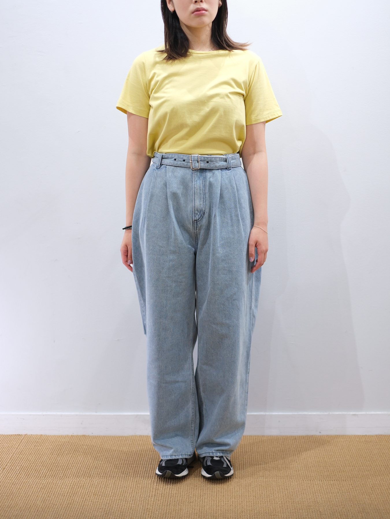 Model 159cm size M color LIGHT BLUE着用
