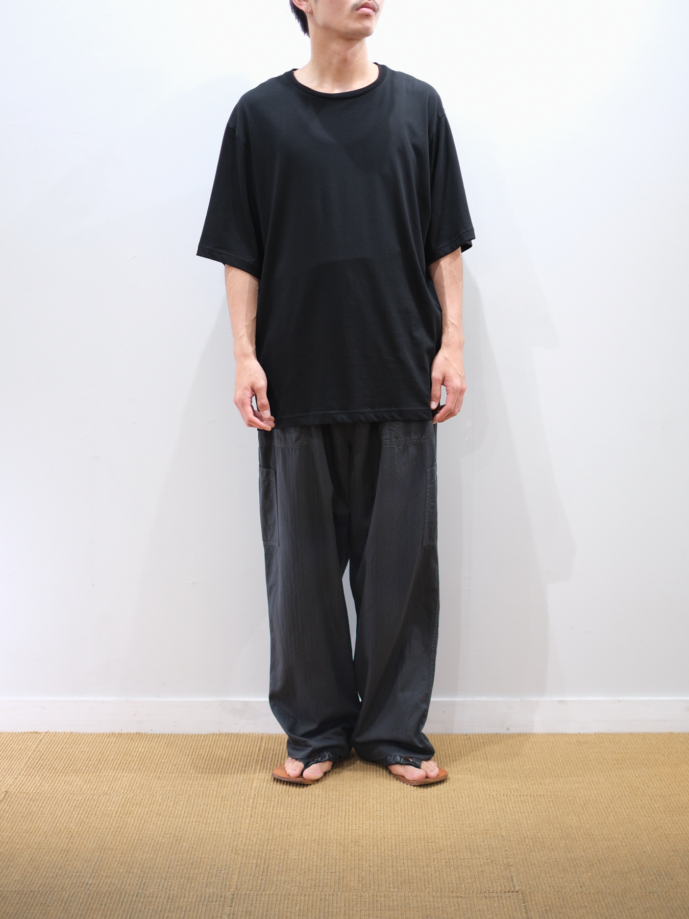 Model 175cm size L color BLACK着用
