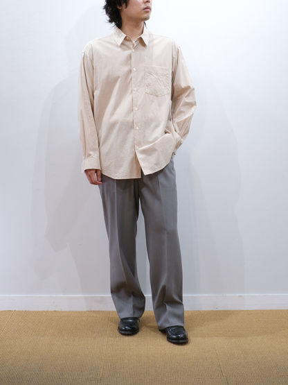 Model 170cm size L color LIGHT GRAY着用