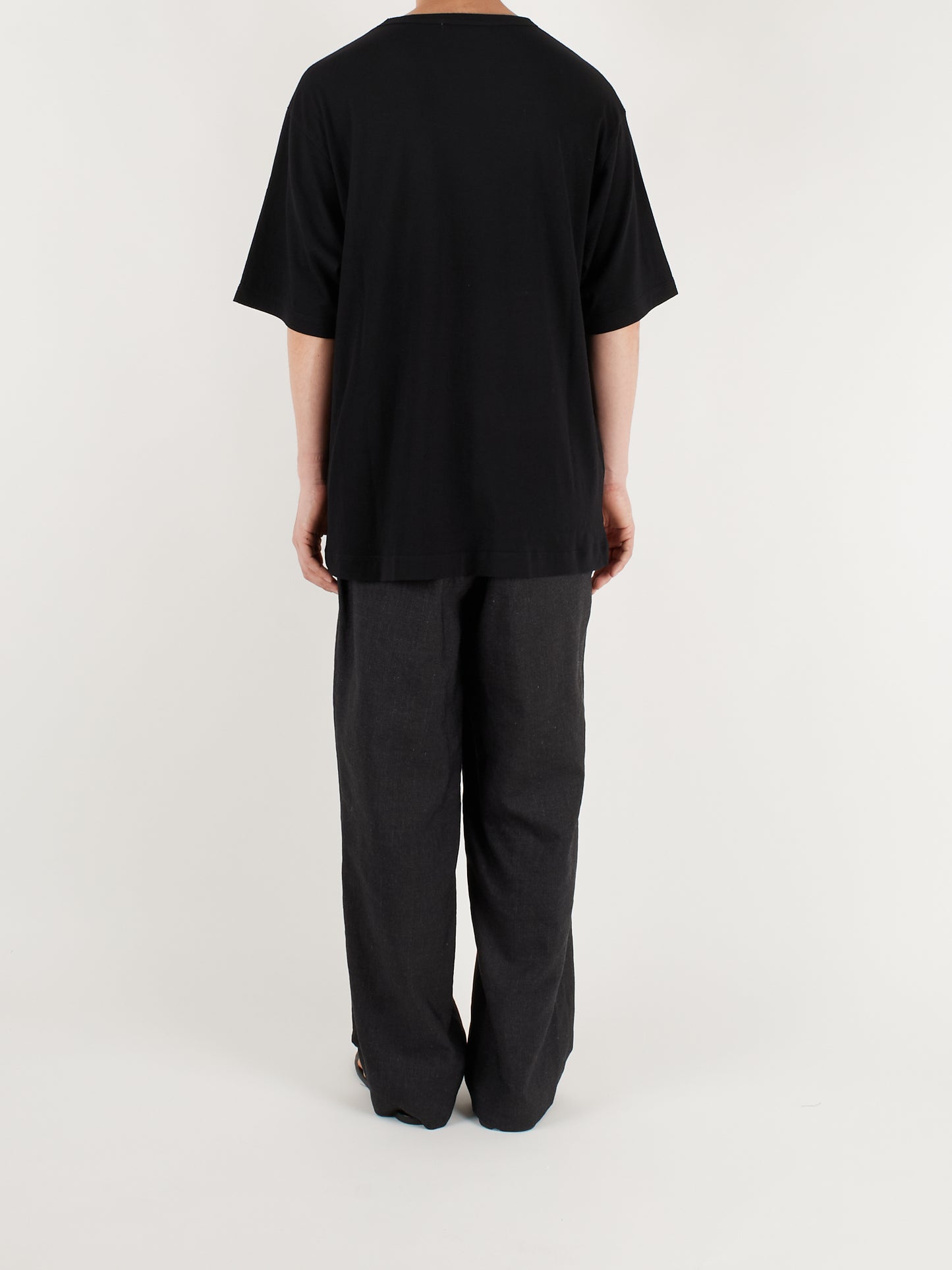 Model 176cm/62kg size M color BLACK着用