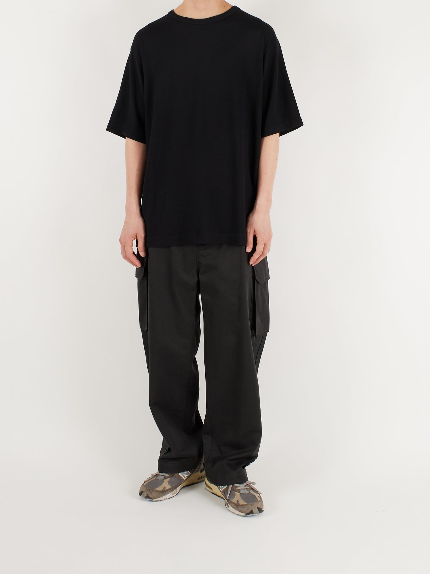 Model 176cm/62kg size M color BLACK着用