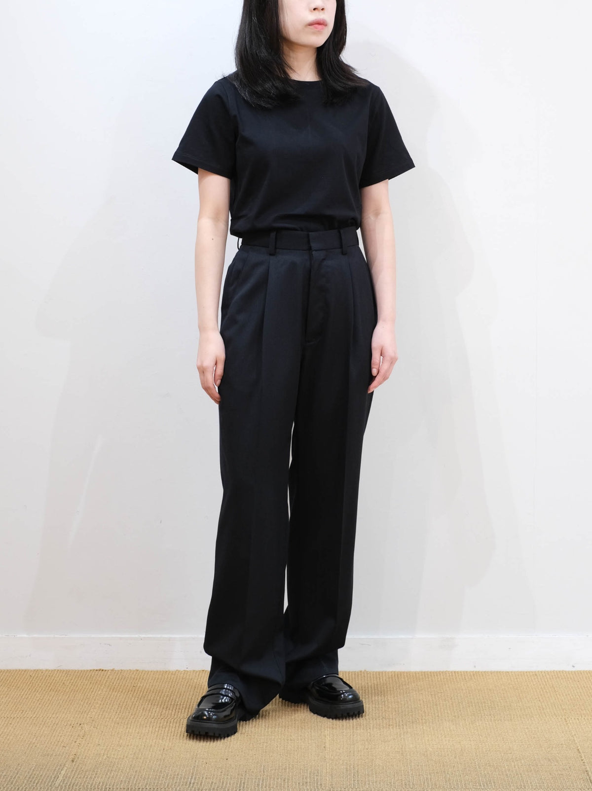 Model 160cm size S color TOP BLACK着用