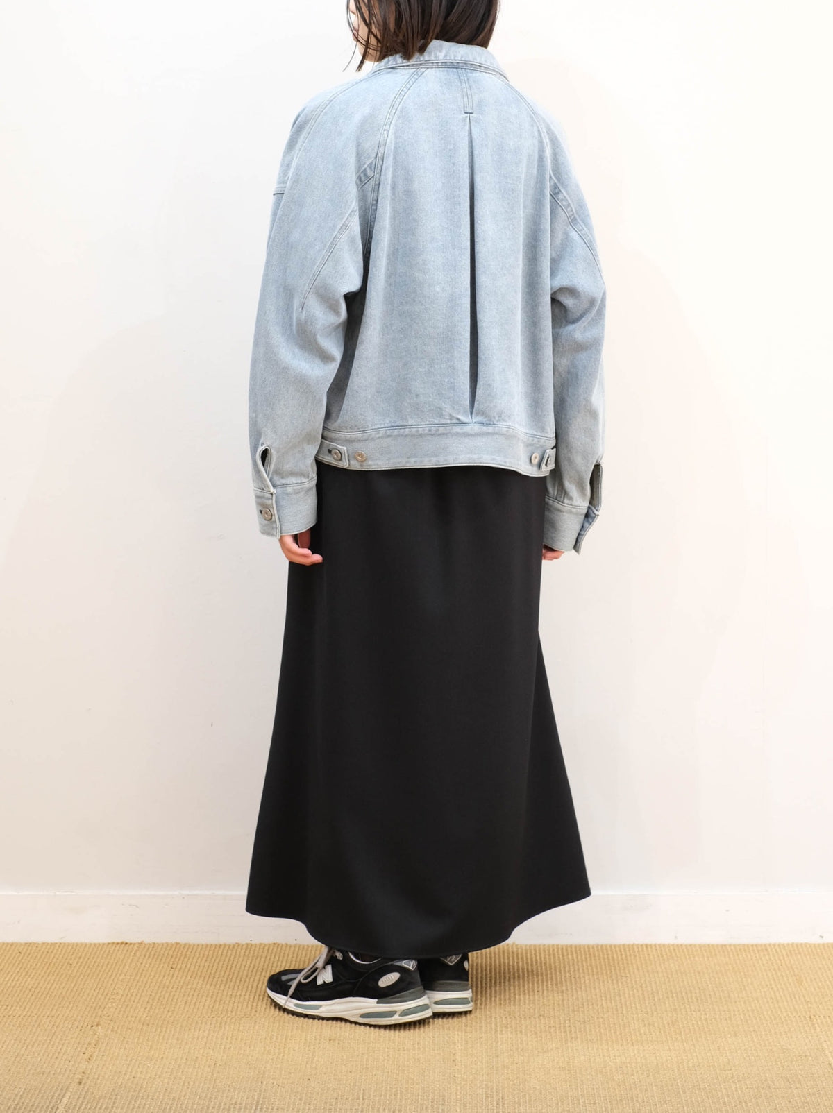 Model 159cm size M color TOP D.NAVY着用
