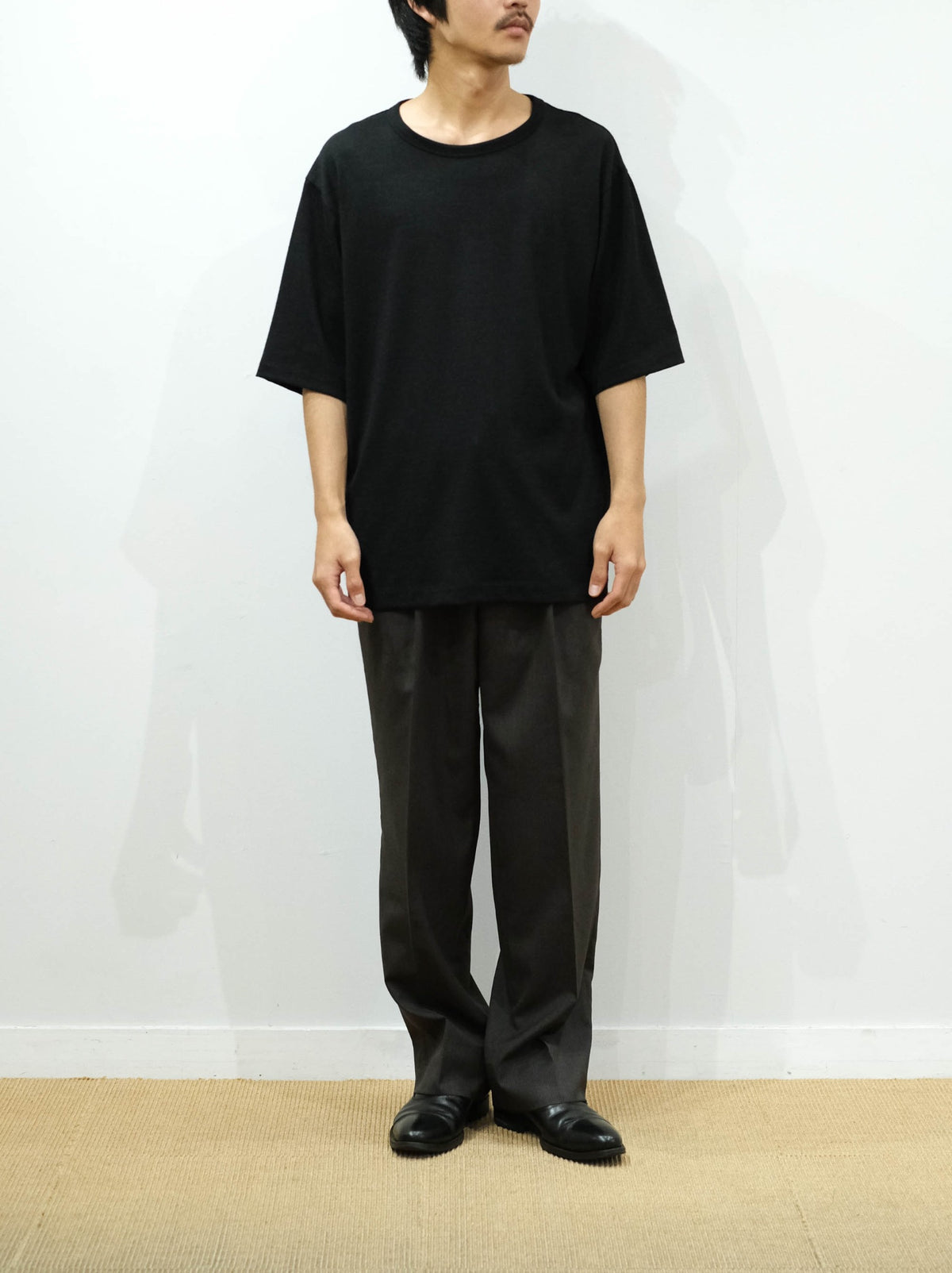 Model 175cm size L color TOP BLACK着用