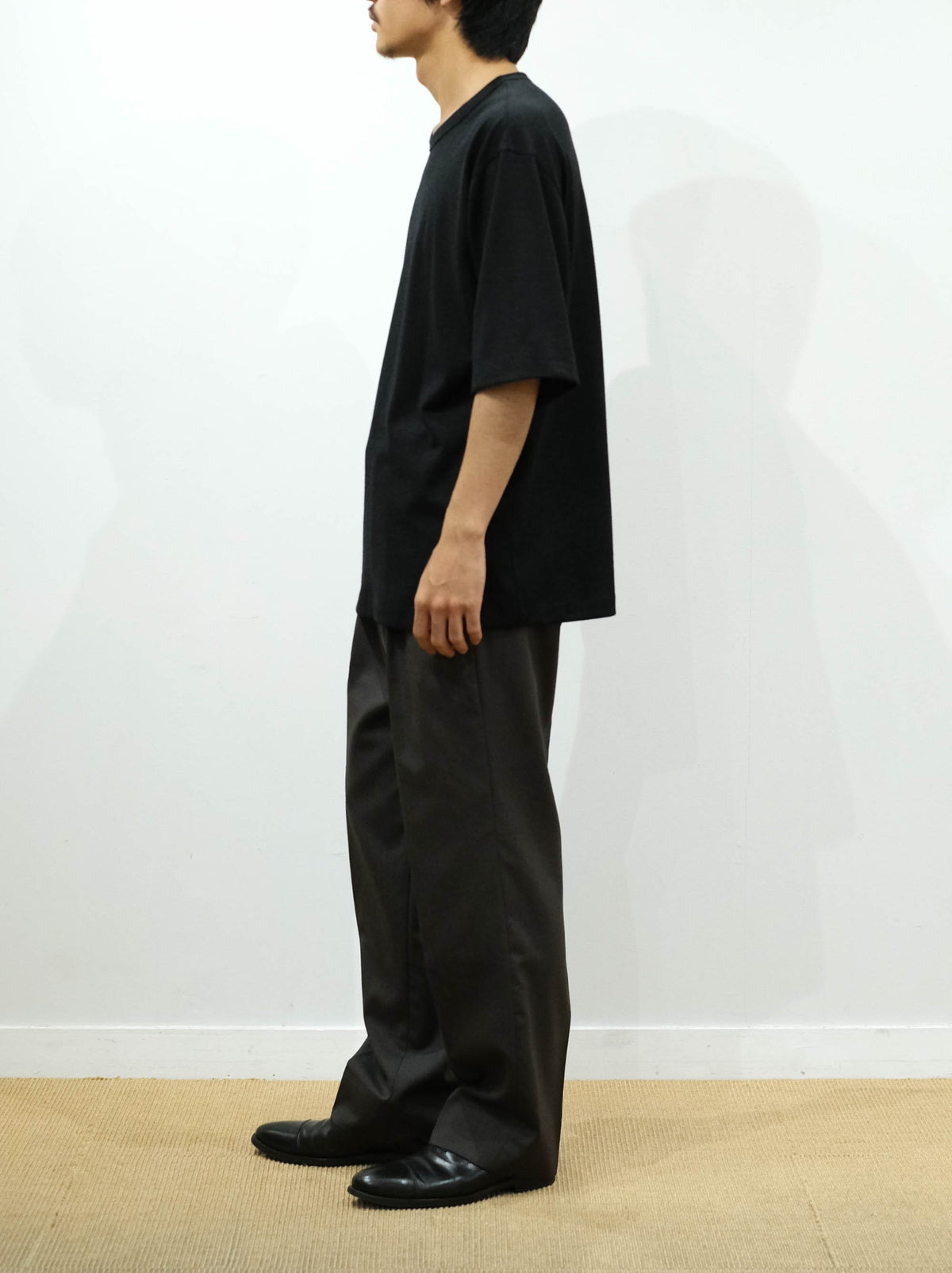 Model 175cm size L color TOP BLACK着用