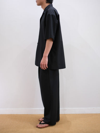 Model 175cm size L color BLACK着用