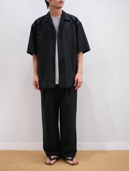 Model 175cm size L color BLACK着用