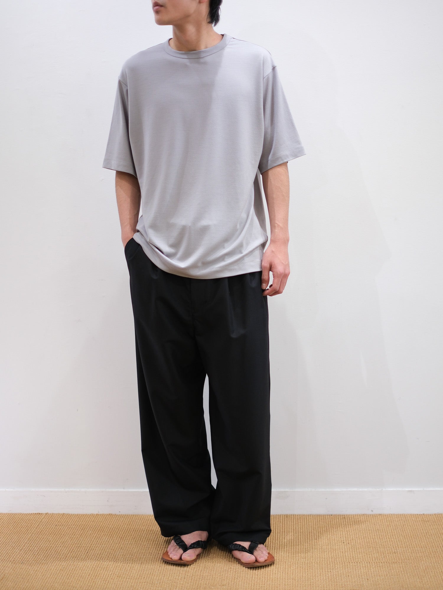 Super160's WORSTED WOOL T-SHIRTS｜BLACK – Cornier