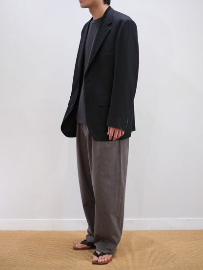 Model 175cm size L color BLACK BROWN着用