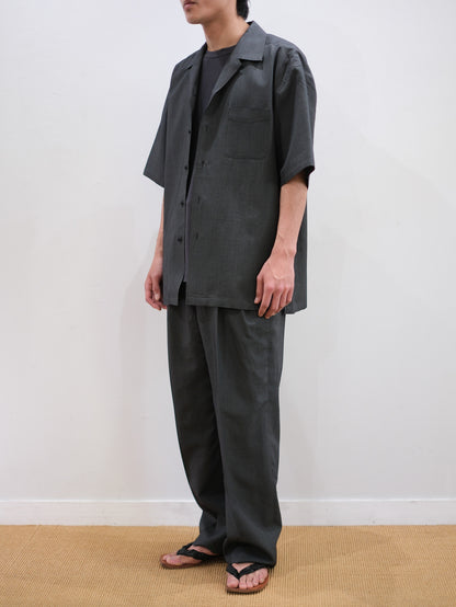 Model 175cm size L color BLACK着用