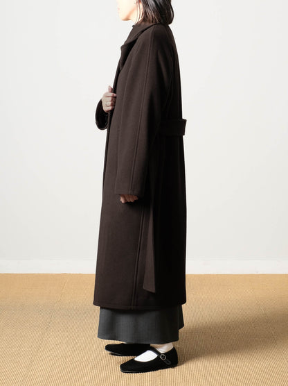 Model 159cm size M color DARK UMBER着用