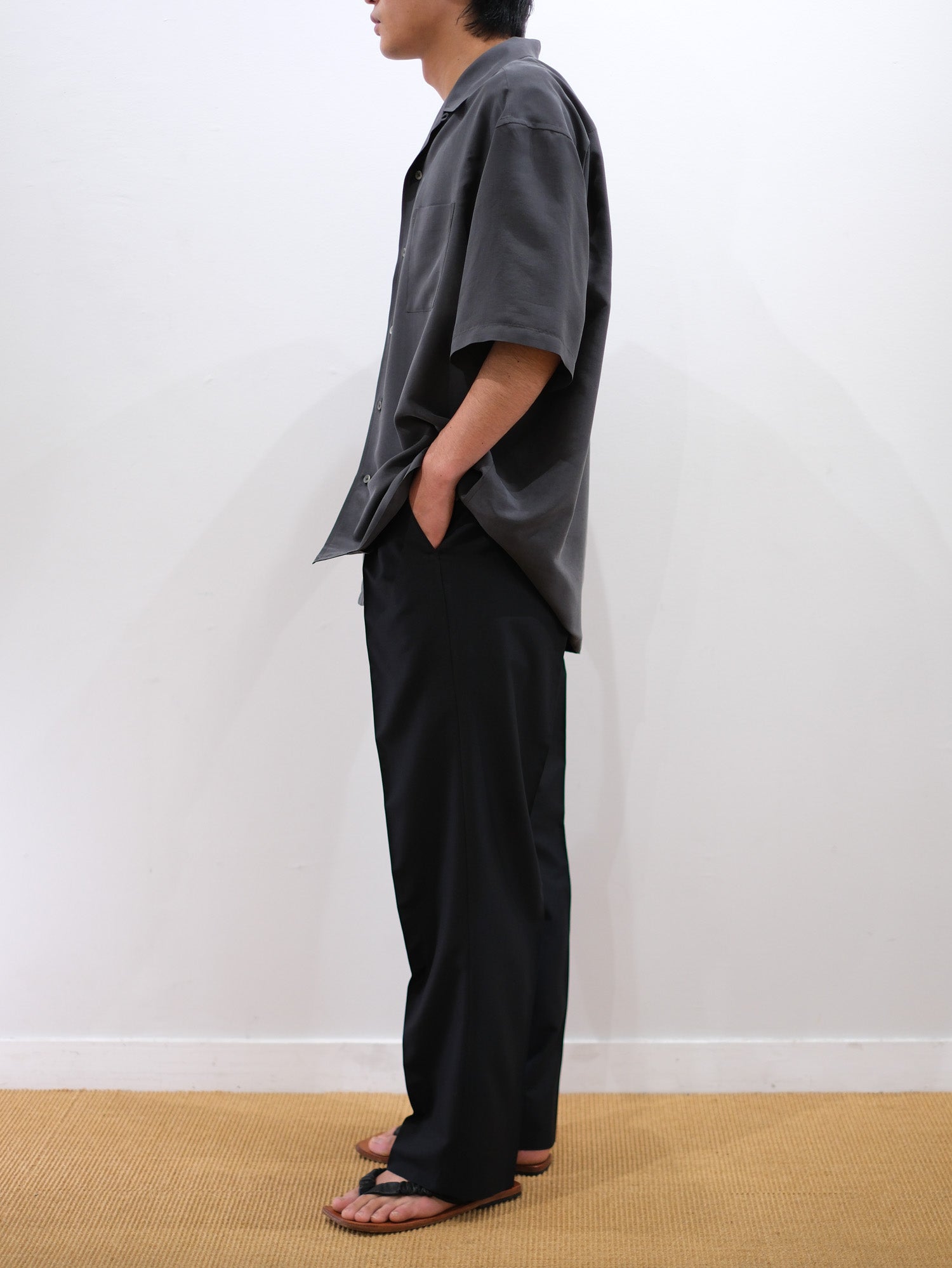 Model 175cm size M color BLACK着用