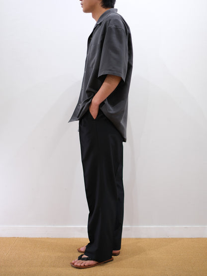 Model 175cm size M color BLACK着用
