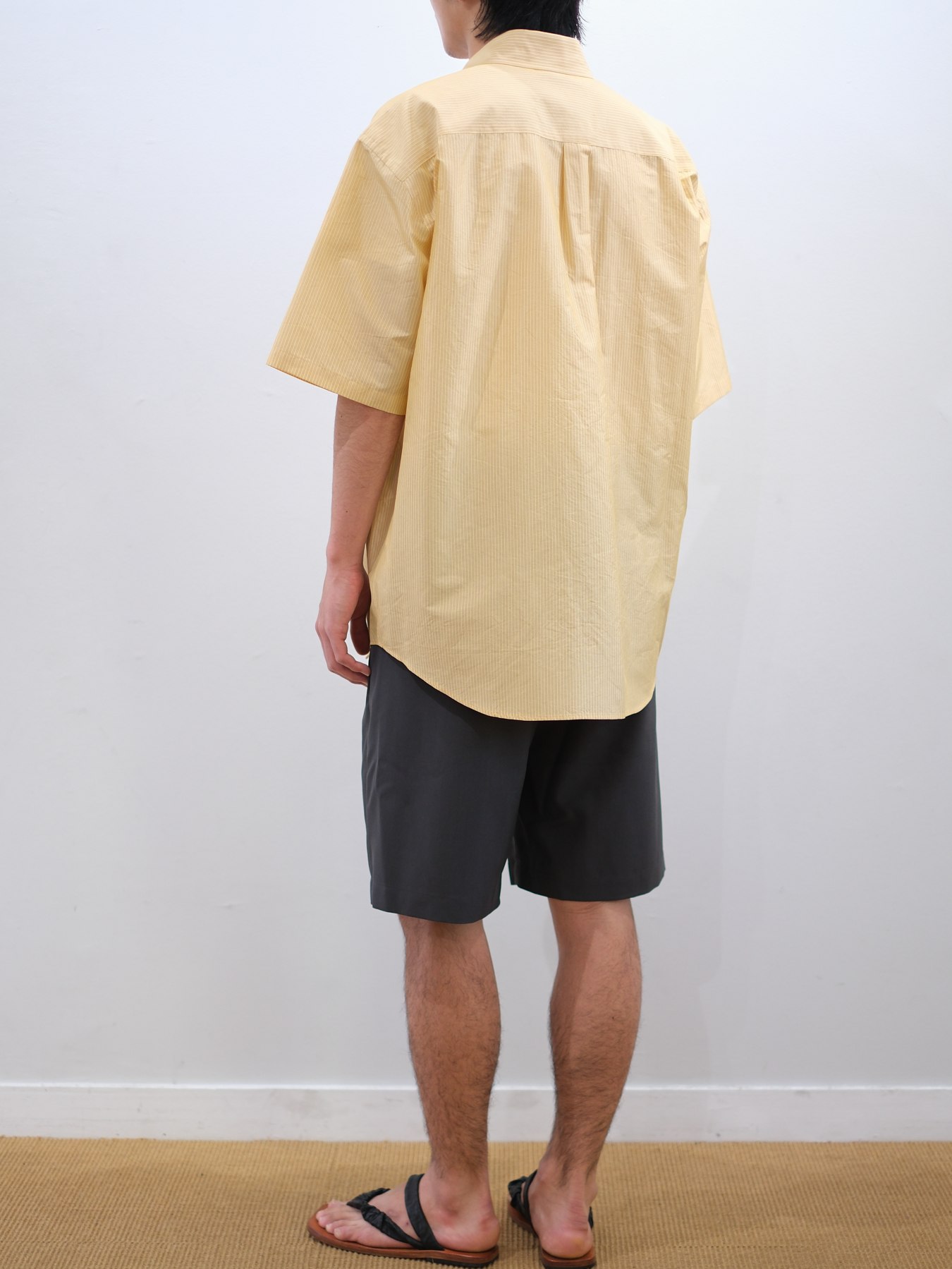 Model 175cm size M color CHARCOAL着用