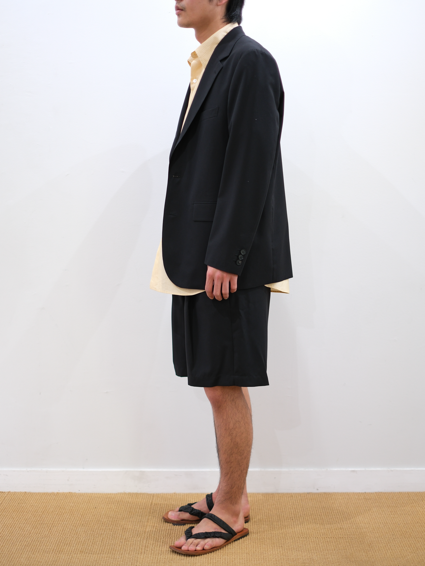 Model 175cm size M color BLACK着用