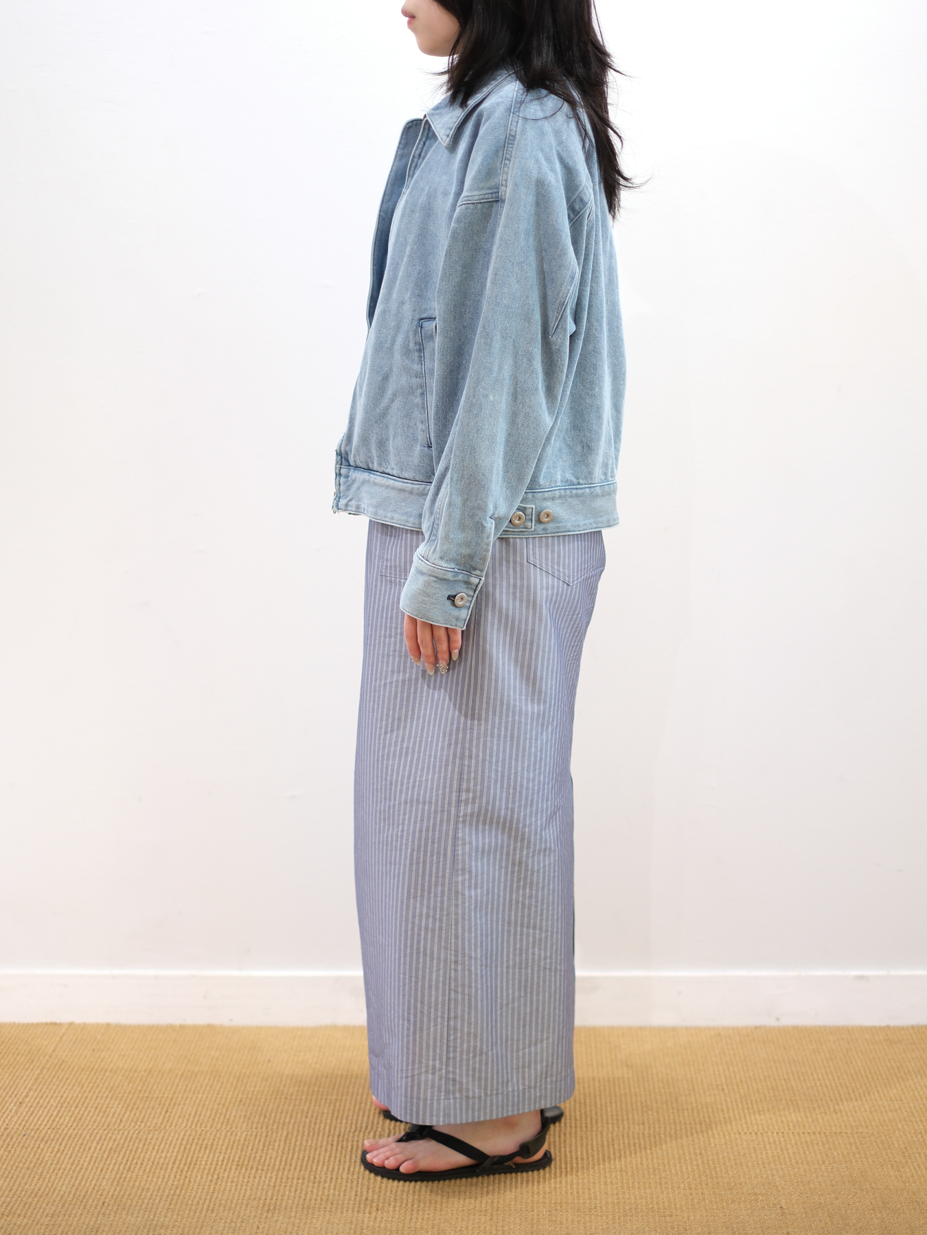 Model 160cm size S color LIGHT BLUE着用