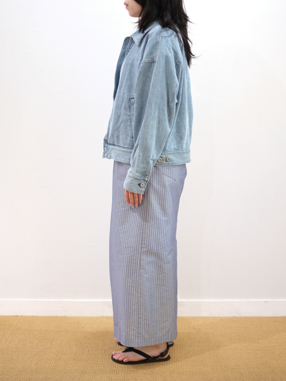 Model 160cm size S color LIGHT BLUE着用