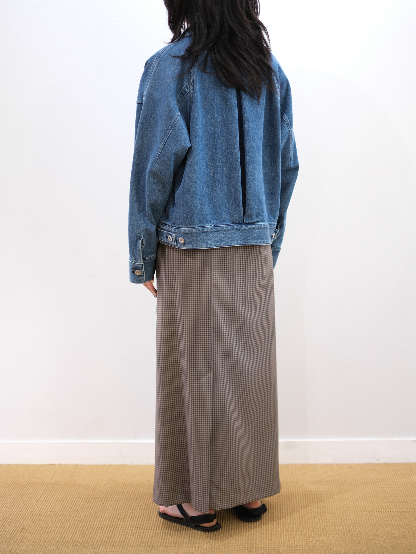 Model 160cm size S color BLUE着用