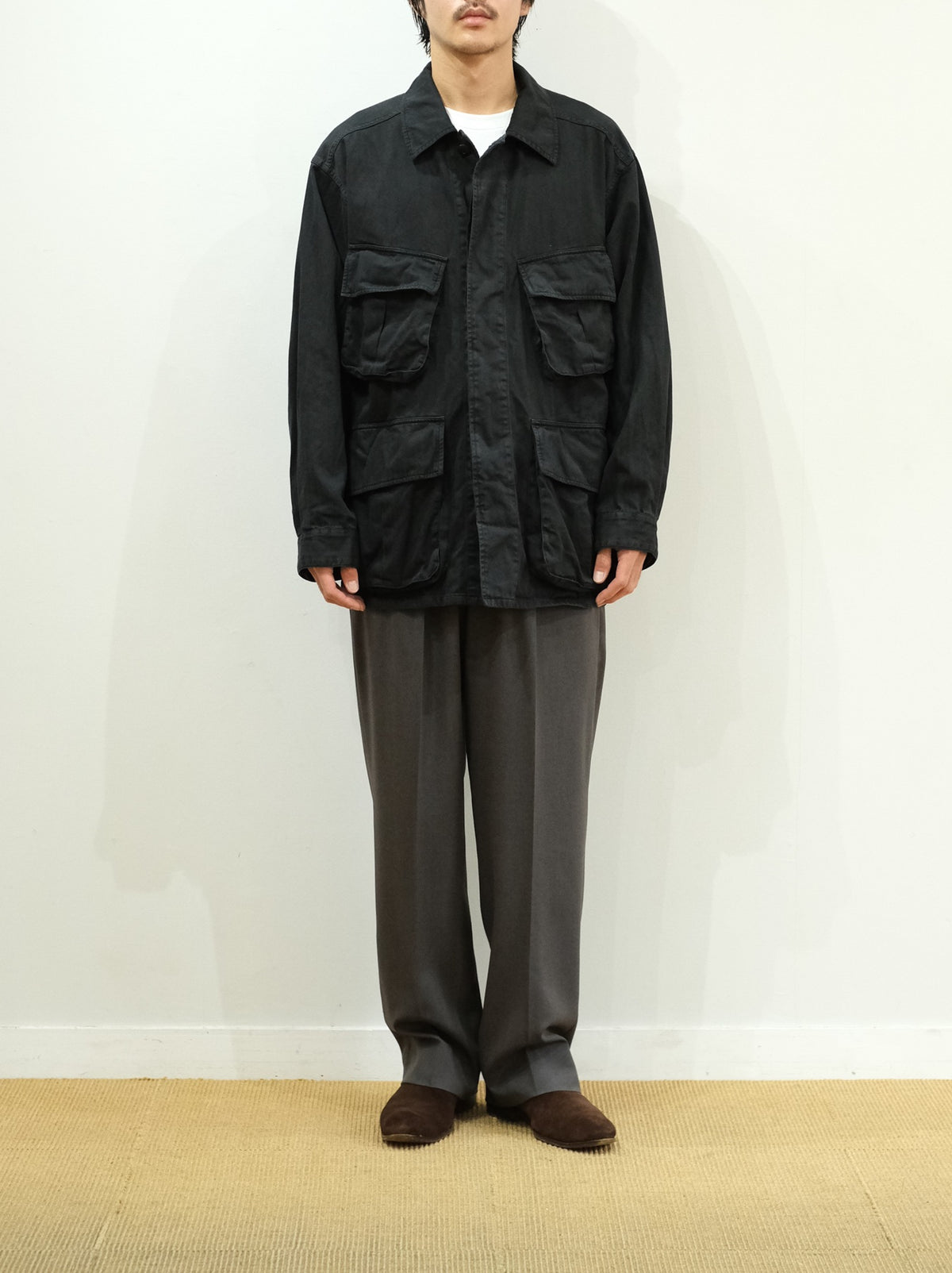 Model 175cm size L color BLACK着用